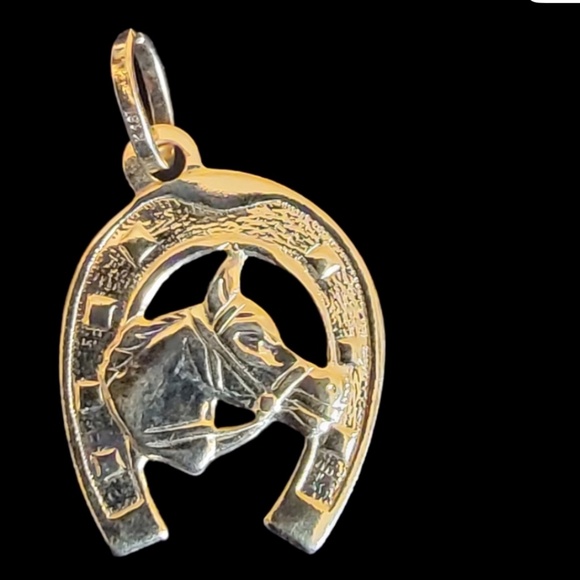 18K Real Solid Gold / Horseshoe Pendant - Picture 1 of 3